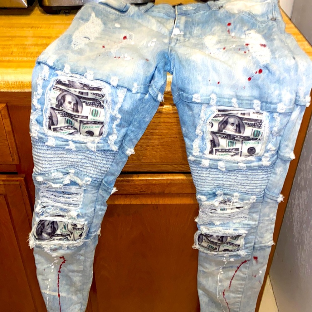 Branded by focus jeans